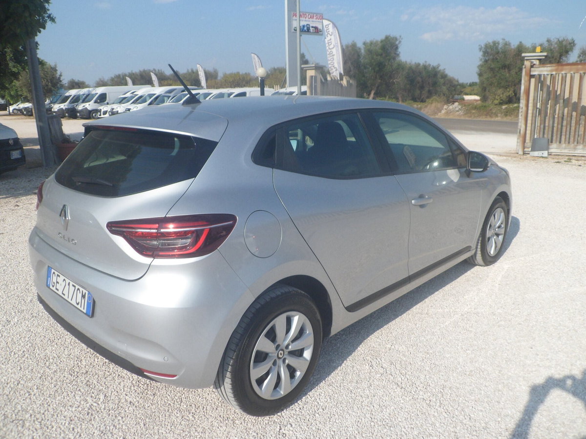 Renault Clio Blue dCi 85 CV 5 porte Business (4)