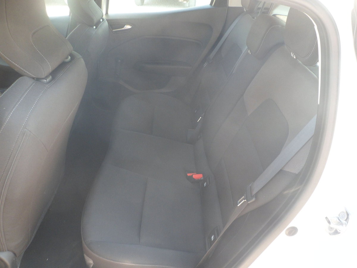 Renault Clio Blue dCi 85 CV 5 porte Business (7)