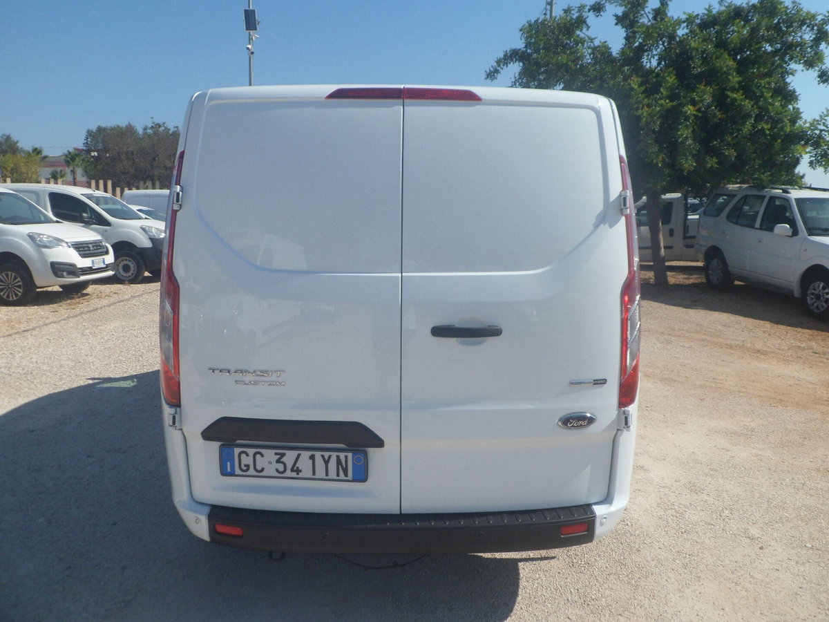 Ford Transit Custom Furgone 340 2.0 EcoBlue 130 PL-DC Furgone Titanium (5)