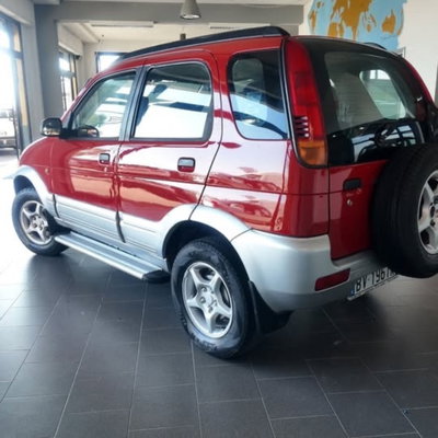 Daihatsu Terios 1.3i 16V cat 4WD SX (4)