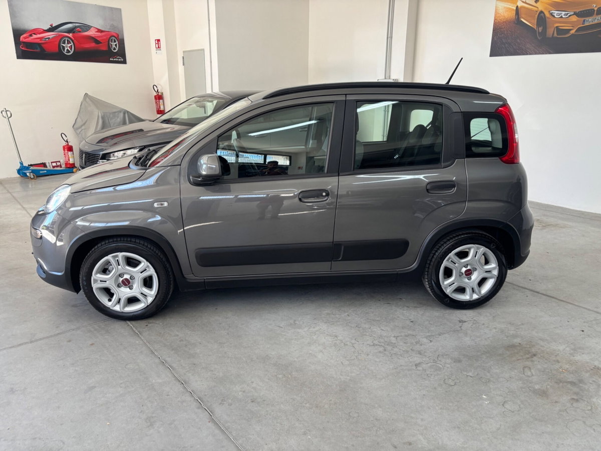 Fiat Panda 1.0 FireFly S&S Hybrid Garmin (15)