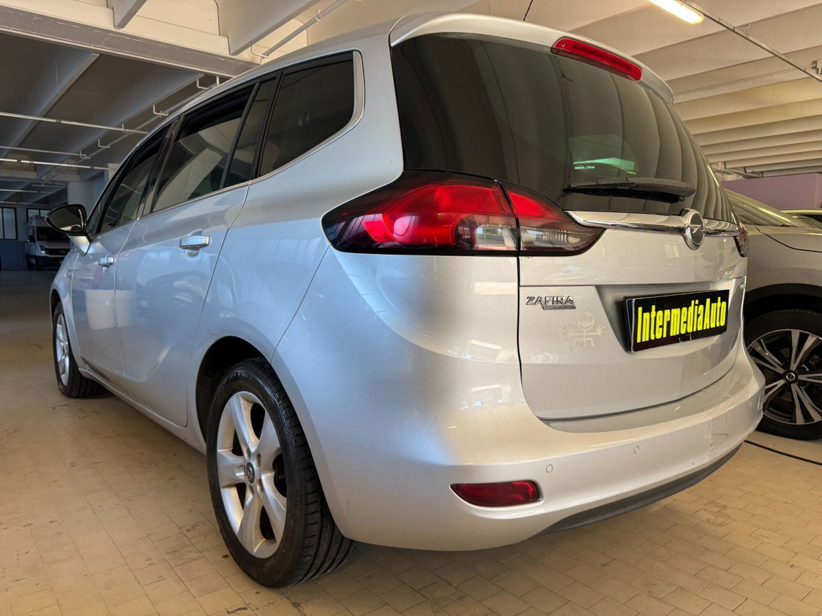 Opel Zafira Tourer 2.0 CDTi 110CV Cosmo (6)