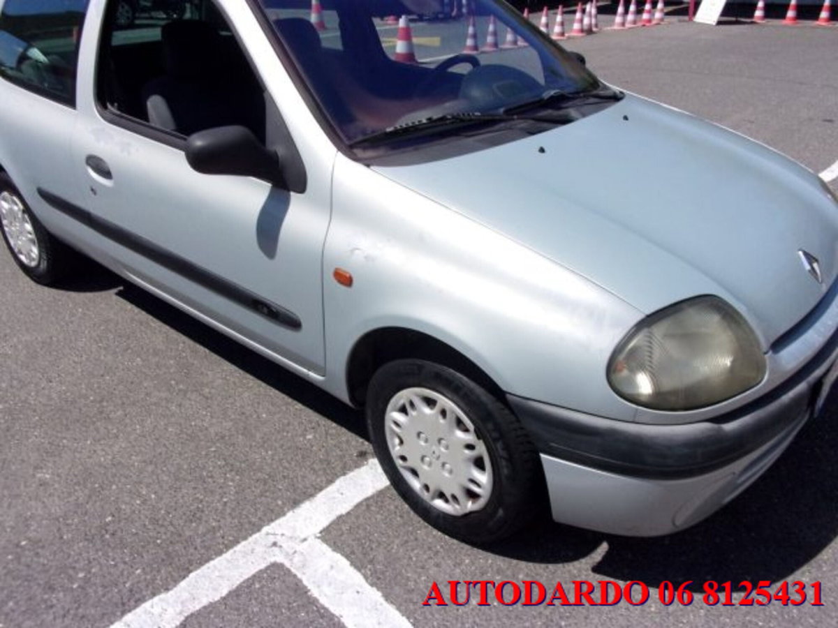 Renault Clio cat 3 porte UP Aria (3)
