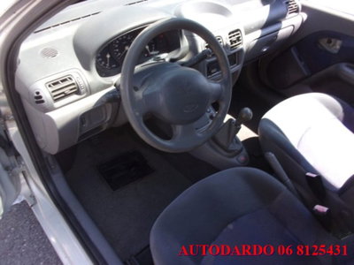 Renault Clio cat 3 porte UP Aria (9)