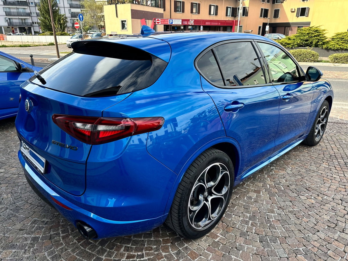 Alfa Romeo Stelvio Stelvio 2.2 Turbodiesel 210 CV AT8 Q4 Veloce (6)