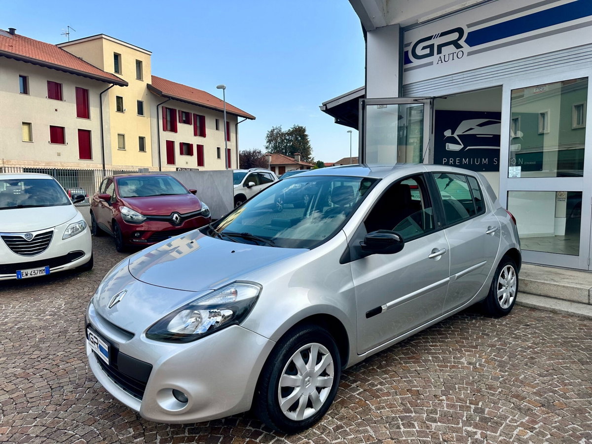 Renault Clio 1.2 16V 5 porte Dynamique