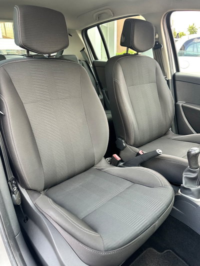 Renault Clio 1.2 16V 5 porte Dynamique (12)