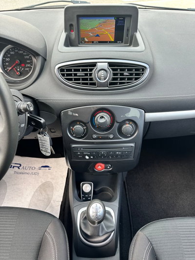 Renault Clio 1.2 16V 5 porte Dynamique (16)