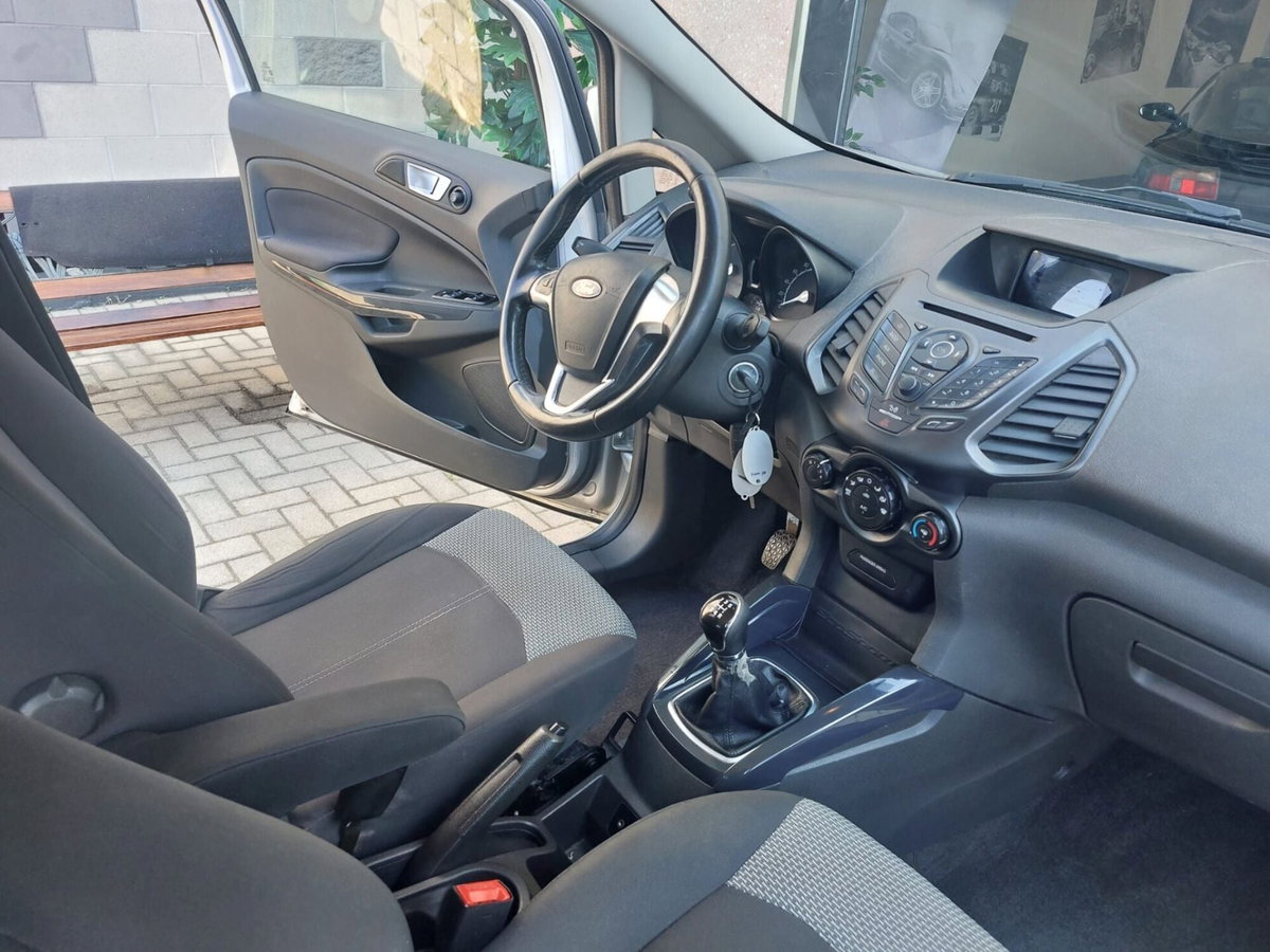 Ford EcoSport 1.5 TDCi 90 CV Titanium (15)