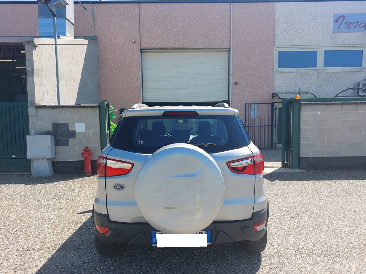 Ford EcoSport 1.5 TDCi 90 CV Titanium (9)
