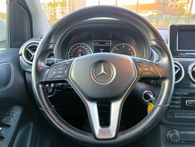 Mercedes-Benz Classe B 180 CDI Executive (9)