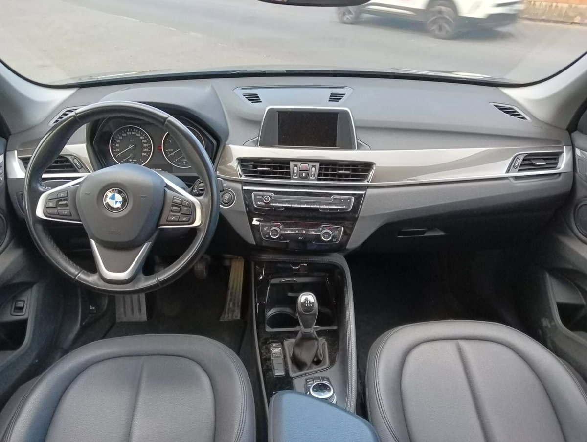 BMW X1 sDrive18d xLine (11)