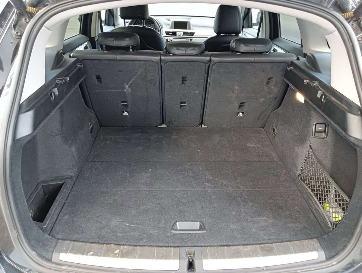 BMW X1 sDrive18d xLine (14)