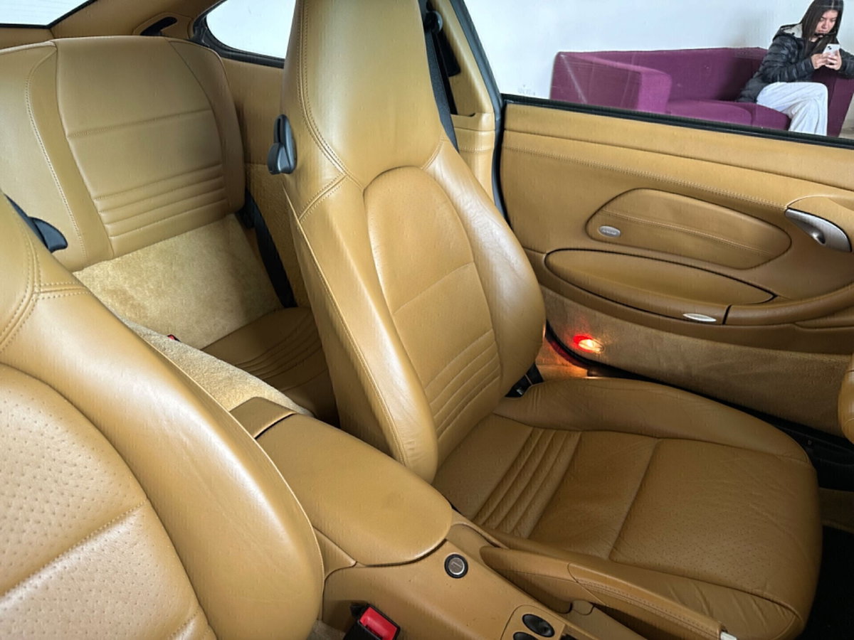 Porsche 911 Coupé Carrera 4S cat (20)
