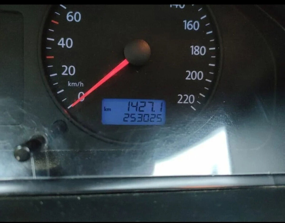 Volkswagen Veicoli Commerciali Multivan 2.5 TDI/174CV 4motion Comfortl. (7)
