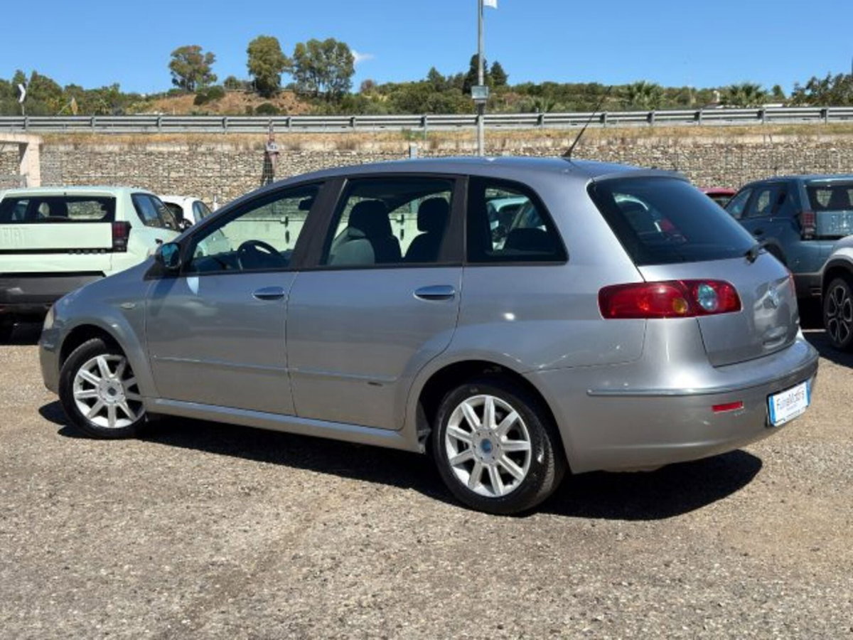Fiat Croma 1.9 Multijet Dynamic (5)