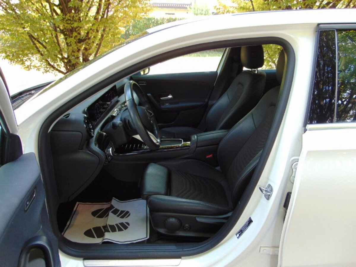 Mercedes-Benz Classe A 180 Advanced auto (14)
