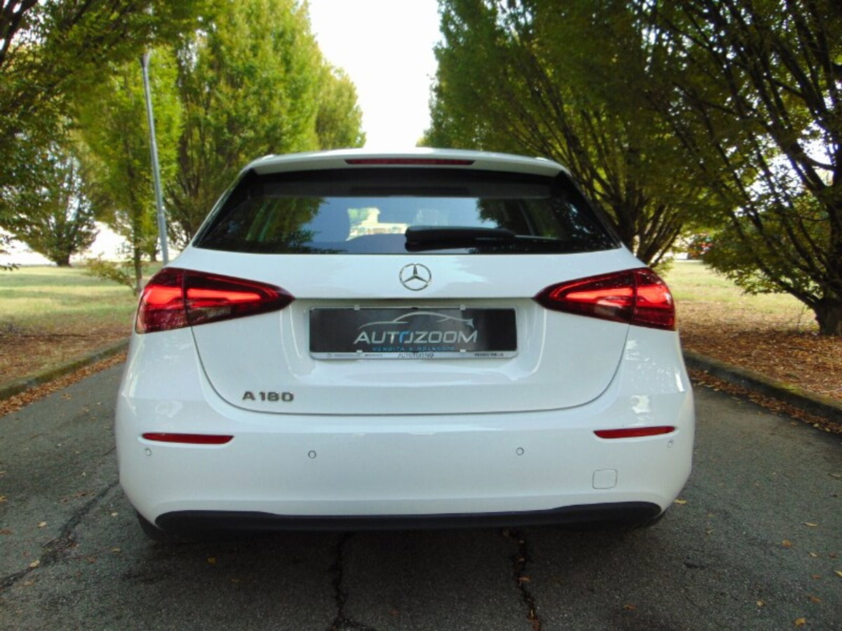 Mercedes-Benz Classe A 180 Advanced auto (8)