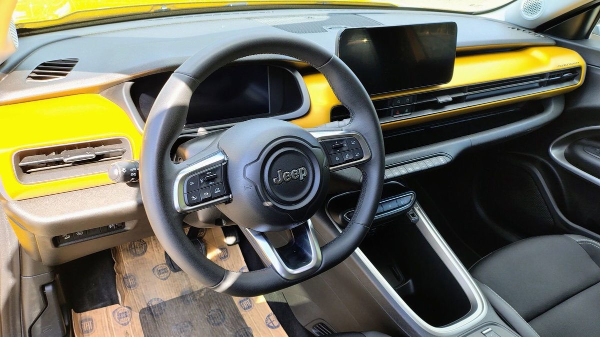 Jeep Avenger full-electric Summit fwd 156cv auto (8)