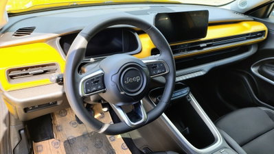 Jeep Avenger full-electric Summit fwd 156cv auto (8)