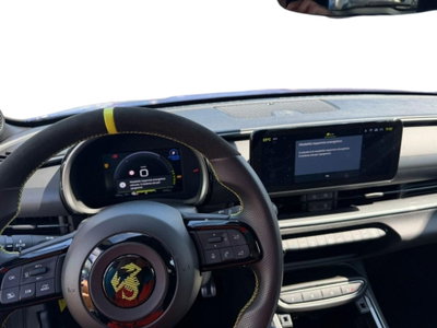 Abarth 600e 54kWh Scorpionissima 280cv (7)