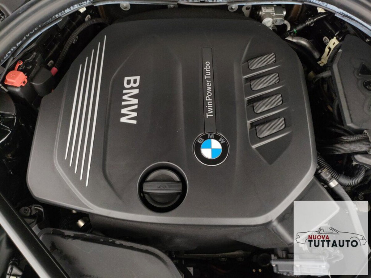 BMW Serie 5 Touring 520d  Business (10)