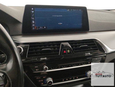 BMW Serie 5 Touring 520d  Business (5)
