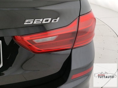 BMW Serie 5 Touring 520d  Business (6)