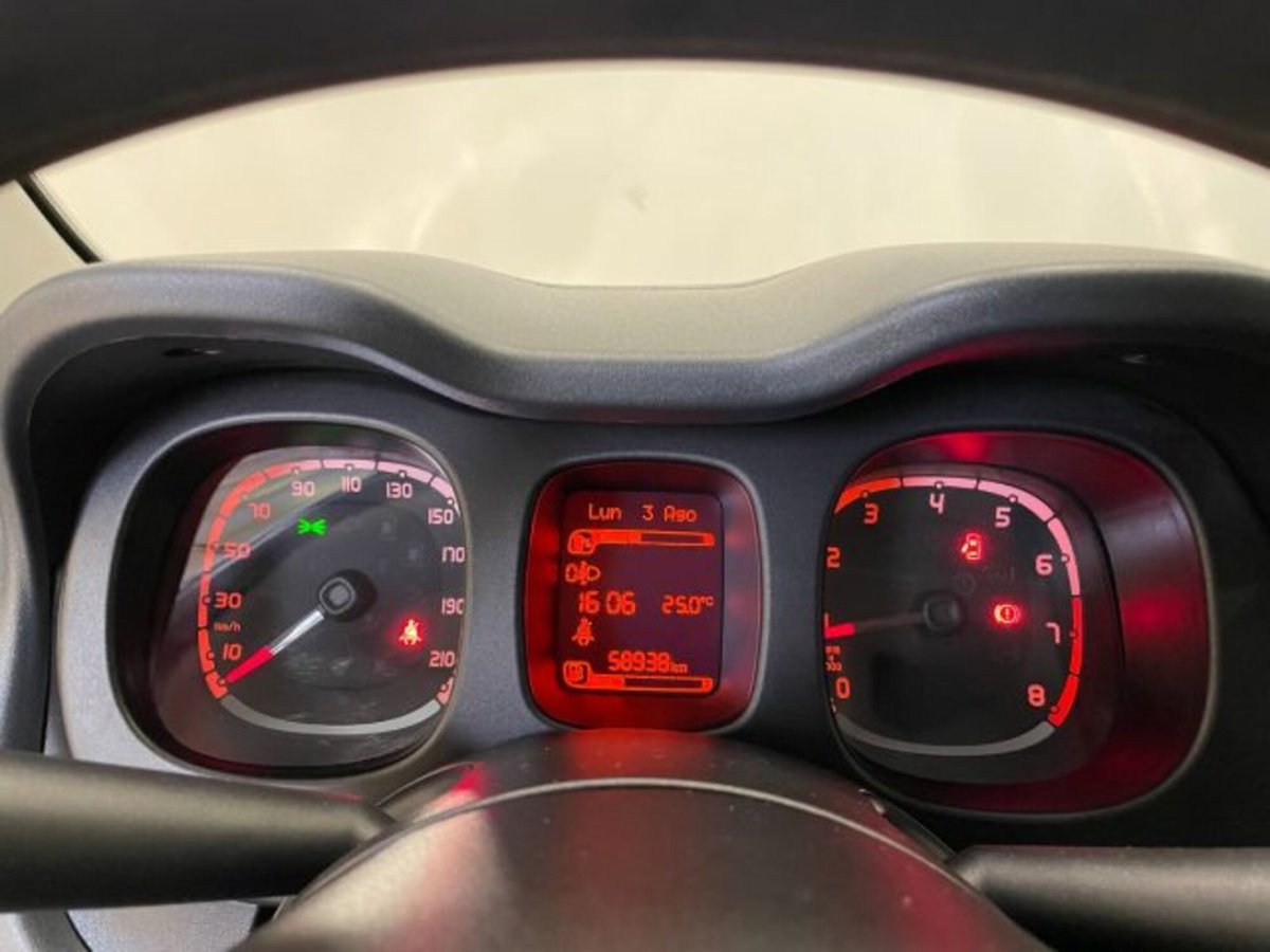 Fiat Panda 1.0 firefly hybrid s&s 70cv (5)