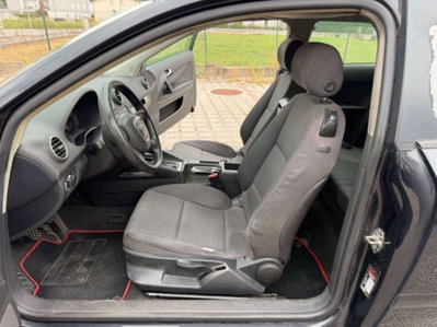 Audi A3 1.9 TDI Attraction (10)