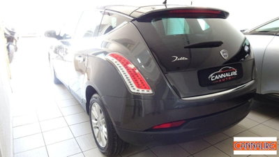 Lancia Delta 1.6 MJT DPF Silver (3)
