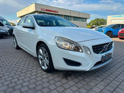 Volvo S40 2.4 D5 cat R-design (3)