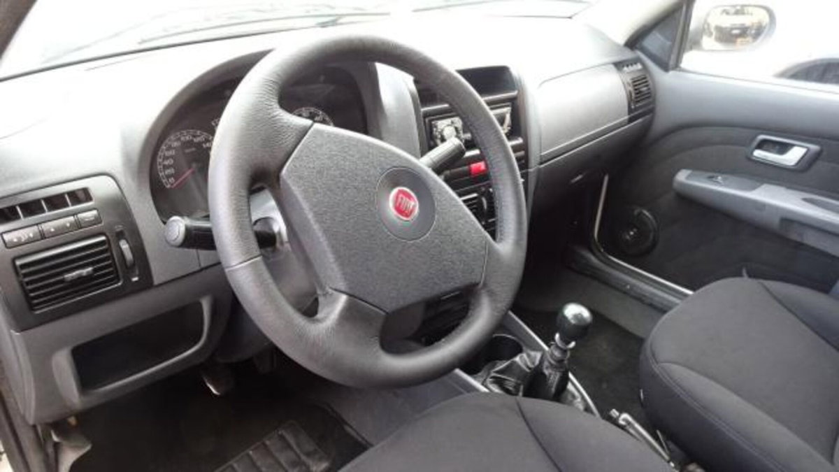 Fiat Strada 1.3 MJT Pick-up (13)