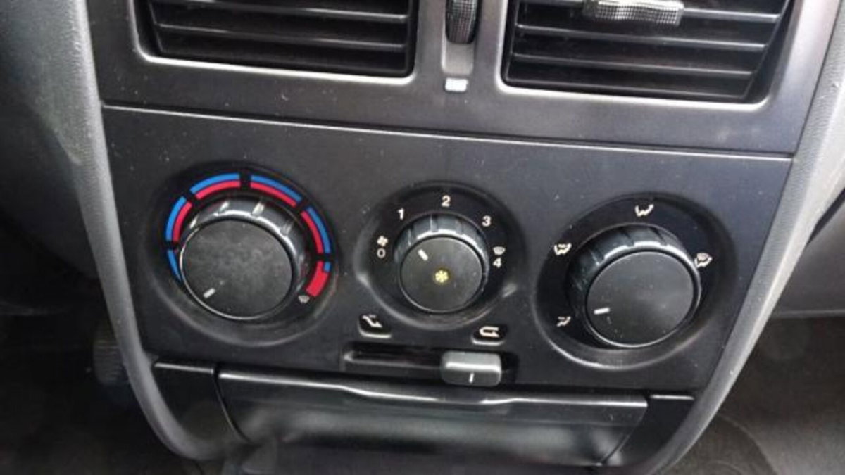 Fiat Strada 1.3 MJT Pick-up (15)