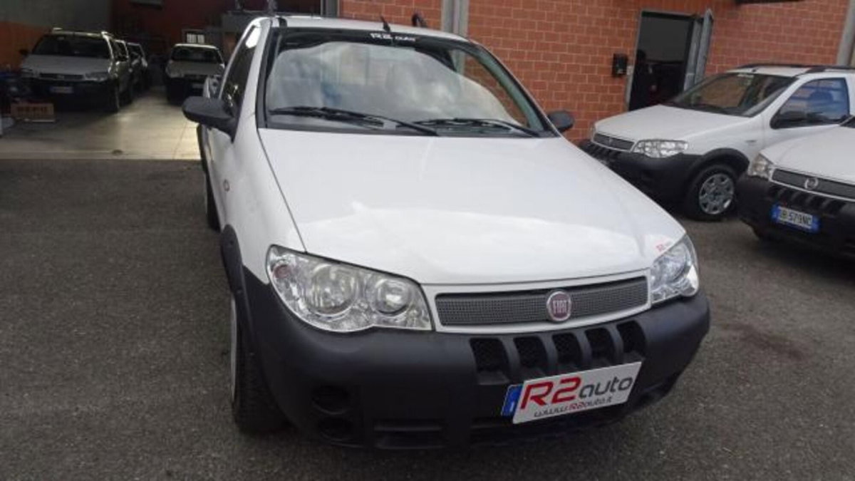 Fiat Strada 1.3 MJT Pick-up (3)