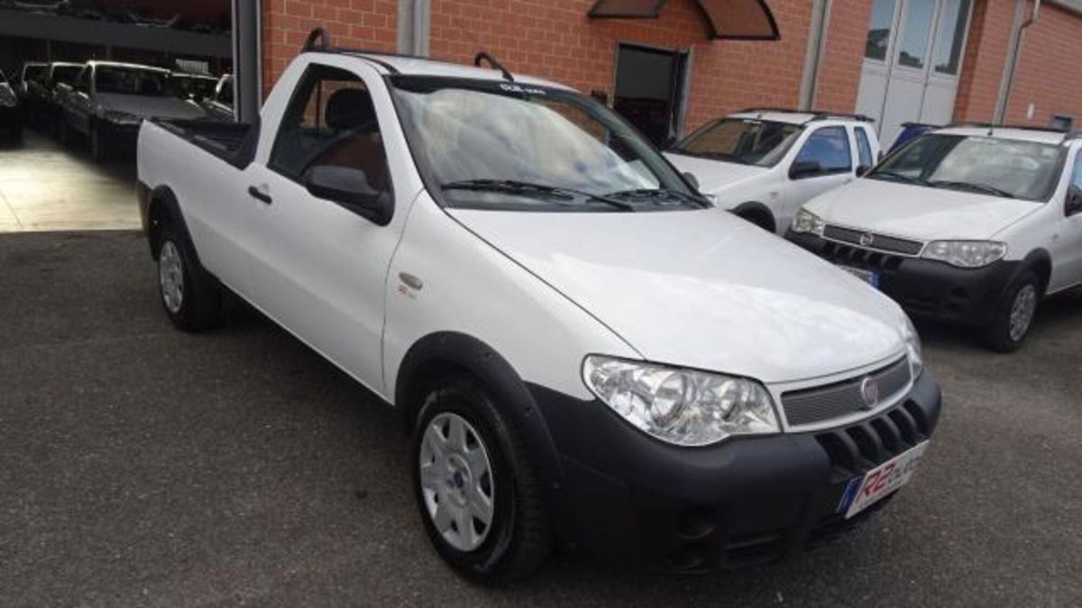 Fiat Strada 1.3 MJT Pick-up (4)