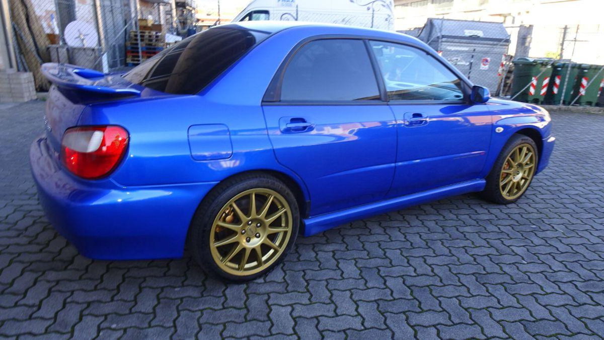 Subaru Impreza 2.5 WRX STi (10)