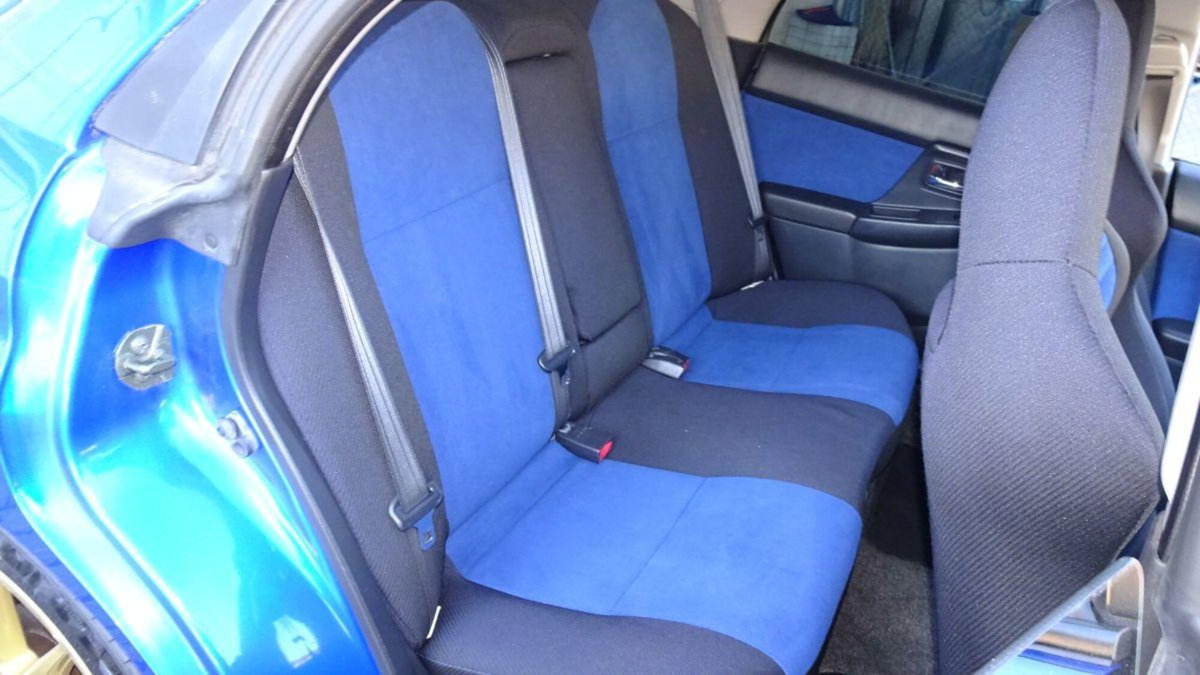 Subaru Impreza 2.5 WRX STi (20)