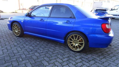 Subaru Impreza 2.5 WRX STi (5)