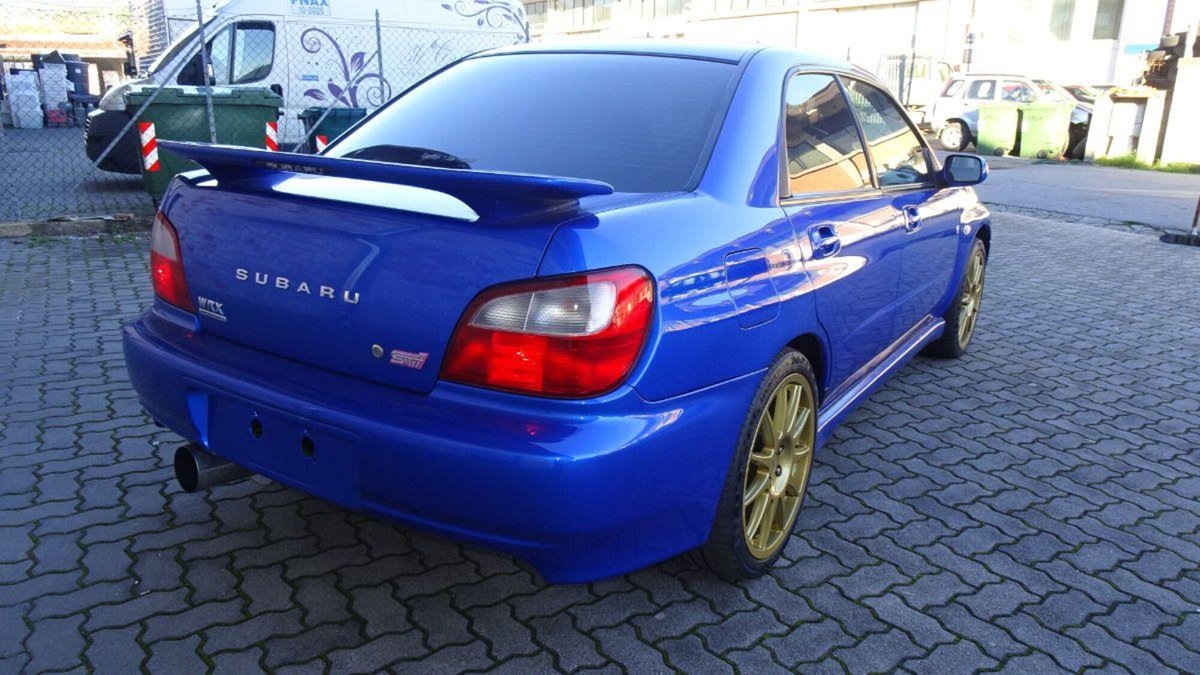 Subaru Impreza 2.5 WRX STi (9)