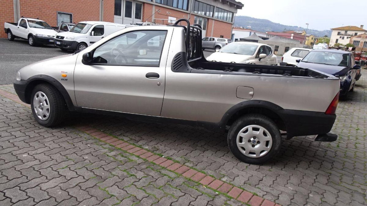 Fiat Strada TD 70 cat Pick-up (4)