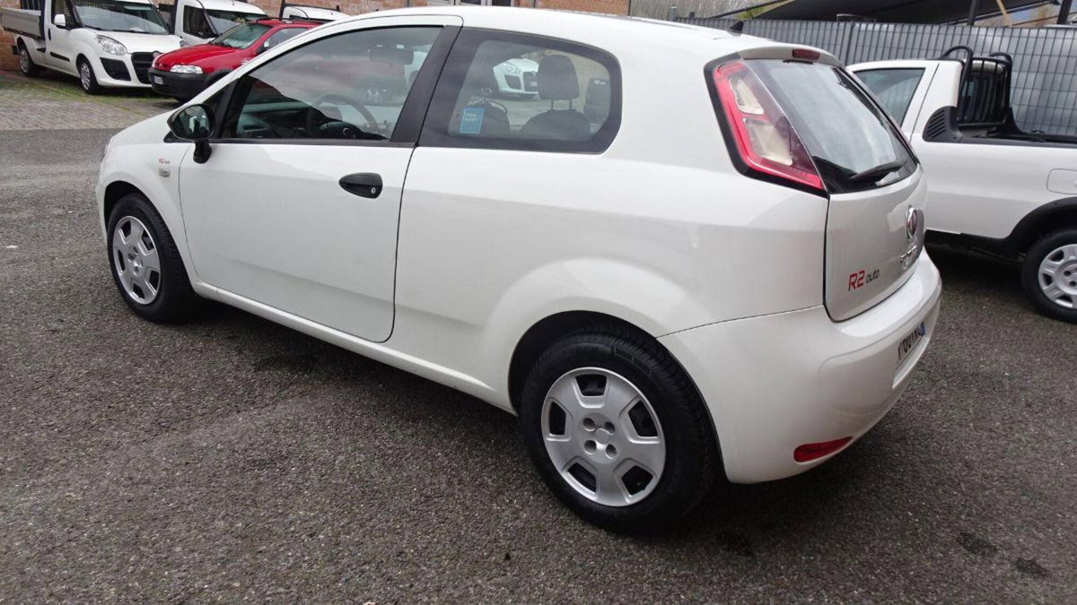 Fiat Punto 1.3 MJT 85CV S&S 5 porte Van Easy 4 posti E5+ (8)