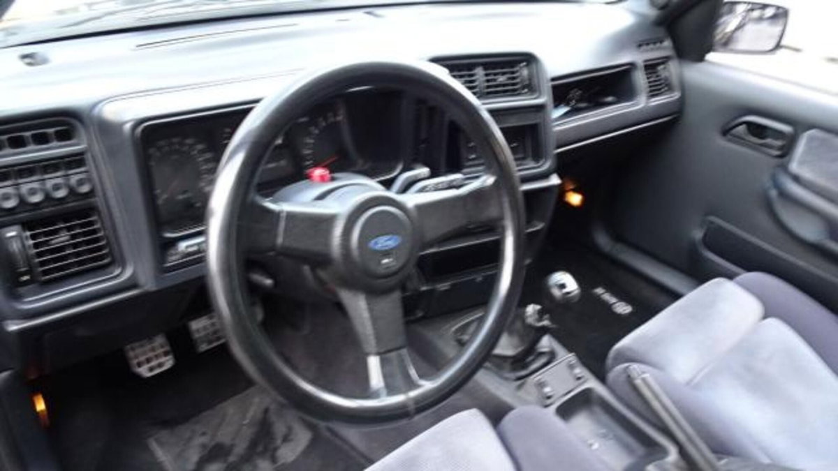 Ford Sierra 4 porte 4x4 Cosworth (14)