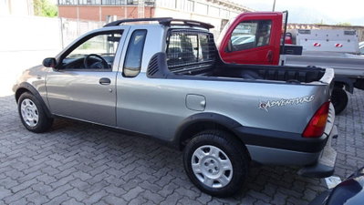 Fiat Strada 1.9 JTD Pick-up (3)