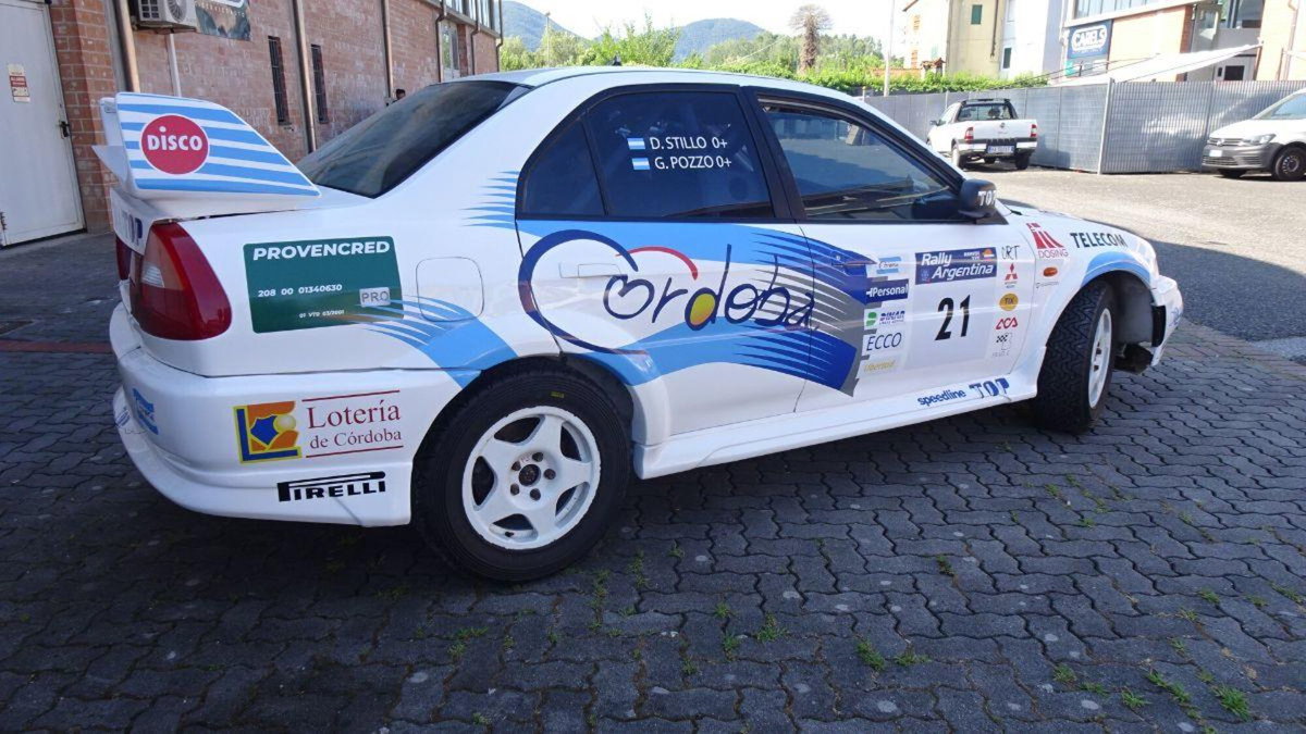 Mitsubishi Lancer Evolution Evolution 2.0 T S-AWC GSR (7)