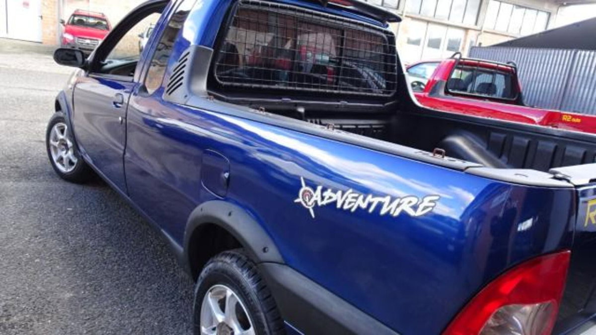 Fiat Strada 1.3 MJT Pick-up Cabina Lunga Adventure (3)