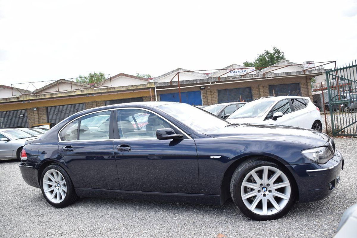 BMW Serie 7 730d Eccelsa (13)