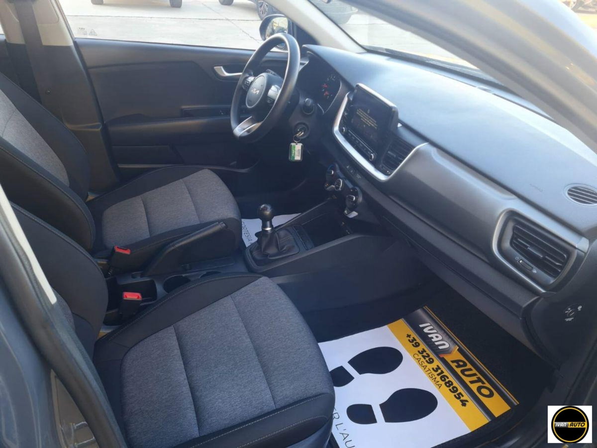 Kia Stonic 1.2 MPI 84 CV Style (16)