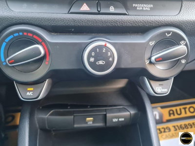 Kia Stonic 1.2 MPI 84 CV Style (18)