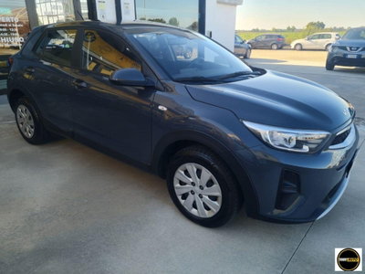 Kia Stonic 1.2 MPI 84 CV Style (4)